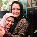 هنرمندی که فراتر از قاب تلویزیون اعتراض کرد: واکنش نرگس سریال “خانه به دوش” به تندیس غیرمنتظره بیتا فرهی