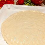 ویدئو: رازهای پنهان تهیه خمیر پیتزا به سبک آشپز ماهر صربستانی! 🍕