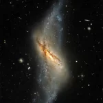 تصویر روز ناسا: کهکشان حلقه‌ای-قطبی NGC 660