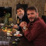 ترکیدن بغض و گریه‌های سیدجواد هاشمی برای مرحوم علی انصاریان وسط برنامه شام ایرانی + فیلم