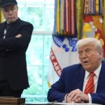 به ایلان ماسک فکر نمی‌کنم، مسائل مهم‌تری وجود دارد