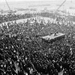 دلیل تعویض تابوت امام خمینی (ره) چه بود؟ + فیلم دلیل تعویض تابوت امام خمینی (ره) چه بود؟ + فیلم