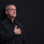 مسعود پزشکیان در مراسم شب سوم محرم تهران+ فیلم