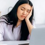 خواب‌ آلودگی مداوم در طول روز و ارتباط با دیابت تا سکته مغزی