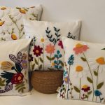 تکه دوزی روی بالش؛ ترکیب رنگها و پارچهها برای طراحی خاص تکه دوزی روی بالش؛ ترکیب رنگها و پارچهها برای طراحی خاص