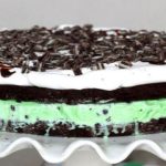 طرز تهیه کیک طالبی بستنی؛ خوشمزه تابستانی