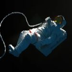 مرگ در فضا، هولناکتر از چیزی است که در سینما میبینید مرگ در فضا، هولناکتر از چیزی است که در سینما میبینید