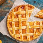 طرز تهیه پیروک زردآلو؛ مناسب مهمانی و عصرونه طرز تهیه پیروک زردآلو؛ مناسب مهمانی و عصرونه