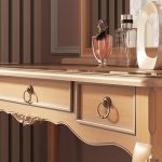 میز آرایش چوبی قهوهای؛ ترکیب کلاسیک و شیک برای دکوراسیون شما میز آرایش چوبی قهوهای؛ ترکیب کلاسیک و شیک برای دکوراسیون شما