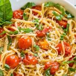 طرز تهیه پاستا گوجه و سیر برای عاشقان غذاهای ساده طرز تهیه پاستا گوجه و سیر برای عاشقان غذاهای ساده