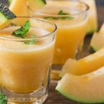 طرز تهیه میلک شیک شاه پسند؛ خوشمزه و پر انرژی برای روزهای گرم طرز تهیه میلک شیک شاه پسند؛ خوشمزه و پر انرژی برای روزهای گرم