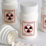 آیا افراد نزدیک به سایت‌های هسته‌ای منفجر شده باید قرص ید بخورند؟