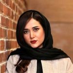 استایل خیره‌کننده و شیک پریناز ایزدیار در اکران یک فیلم