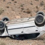 مرگ دلخراش راننده دنا پلاس درپی واژگونی خودرو در وکیل آباد مشهد