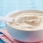 چگونه برای نوزاد ۶ ماهه حریره بادام درست کنیم؟ + طرز تهیه و آموزش قدم به قدم  