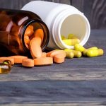 آیا مصرف همزمان مکمل ها و ویتامین ها ضرر دارد؟