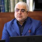 نتوانستم از چهره شمخانی متوجه شوم که سه ساعت زیر آوار مانده