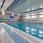 مسموم شدن بیش از ۱۵ نفر در یکی از استخرهای همدان + علت چه بود؟