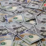 پیش بینی قیمت دلار دوشنبه ۶ مرداد ۱۴۰۴ / پای مذاکره به بازار باز شد؛ دلار در کانال پایینتر نشست پیش بینی قیمت دلار دوشنبه ۶ مرداد ۱۴۰۴ / پای مذاکره به بازار باز شد؛ دلار در کانال پایینتر نشست