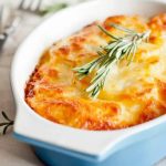 طرز تهیه گراتن بامیه خوشمزه با نکات کلیدی طرز تهیه گراتن بامیه خوشمزه با نکات کلیدی