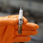 عمر شمع خودرو: هر چند کیلومتر باید شمعهای ماشین را عوض کنیم؟ عمر شمع خودرو: هر چند کیلومتر باید شمعهای ماشین را عوض کنیم؟