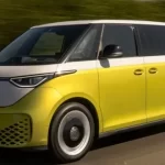 ۱۴ رنگ برجسته خودروهای ۲۰۲۵ که چهره خیابان‌ها را زیر و رو می‌کنند