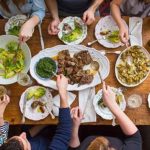 تعبیر خواب مهمان داشتن و غذا پختن + معنی مهمان داشتن و غذا پختن در خواب چیست تعبیر خواب مهمان داشتن و غذا پختن + معنی مهمان داشتن و غذا پختن در خواب چیست