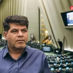 تولید گندم نسبت به سال گذشته در کل کشور نصف شده است / برای جبران کمبود مقداری گندم وارد شده است