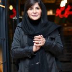 بغض سیما تیرانداز با شنیدن خاطره دوران کودکیش از زبان مادرش وسط برنامه! + فیلم