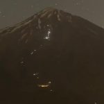 تصاویری جالب صعود شبانه کوهنوردان به دماوند / فیلم