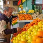 قیمت میوه در مغازه ها ۶۰ درصد گران تر از میادین مرکزی است قیمت میوه در مغازه ها ۶۰ درصد گران تر از میادین مرکزی است