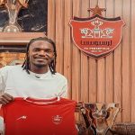 محرومیت شش ماهه تیوی بیفوما از میادین فوتبال توسط فیفا + عکس