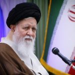 دست دادن و لبخند زدن به آمریکا نتیجه ندارد