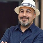 استایل متفاوت رضا عطاران با کراوات در اکران مردمی جنجالی شد + فیلم استایل متفاوت رضا عطاران با کراوات در اکران مردمی جنجالی شد + فیلم