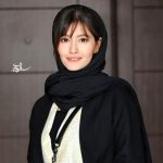 موتور سواری پردیس احمدیه در خیابان‌های تهران + فیلم