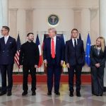 توافق شد که با زلنسکی و پوتین یک نشست سه جانبه داشته باشیم