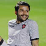 قرارداد استقلال با عارف غلامی خواسته ساپینتو بود قرارداد استقلال با عارف غلامی خواسته ساپینتو بود