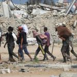 مردم غزه میان مرگ، آوارگی و محرومیت گرفتار شده‌اند