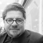 توهین به فردوسی و شیوه مقابله با آن