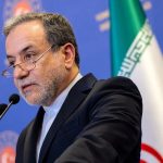 رهبر انقلاب زمان مذاکره و جنگ، با عصای موسی گونه‌شان راه را باز کردند+ فیلم