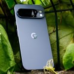 جعبه گشایی گوگل پیکسل 10 پرو XL و اولین نگاه به پرچمدار جدید اندرویدی