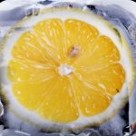 5 خاصیت لیمو ترش یخزده که شما را شگفتزده میکند 5 خاصیت لیمو ترش یخزده که شما را شگفتزده میکند
