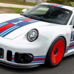 پورشه 935 رضوانی RR1 935 رونمایی شد؛ ادای احترام 750 اسب بخاری به اسطوره لمانز پورشه 935 رضوانی RR1 935 رونمایی شد؛ ادای احترام 750 اسب بخاری به اسطوره لمانز