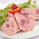 کالری هر ورق کالباس چقدر است؟