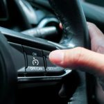 آیا استفاده از کروز کنترل مصرف سوخت خودرو را کاهش می‌دهد؟