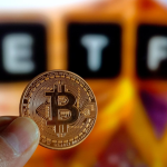 خروج ۱۱۵ میلیون دلار از صندوق‌های ETF بیت کوین در پی ریزش اخیر بازار