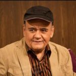 رقصیدن اکبر عبدی با آهنگ هایده در ماشین + فیلم