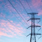 ۲۲ هزار مگاوات کمبود برق داریم 