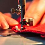 آموزش کار با چرخ خیاطی برای مبتدیان در آکادمی هنر پارس • مجله تصویر زندگی