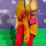 لباس بدرنگ و عجیب بهاره رهنما در راسم افتتاحیه فیلم «ناجورها»